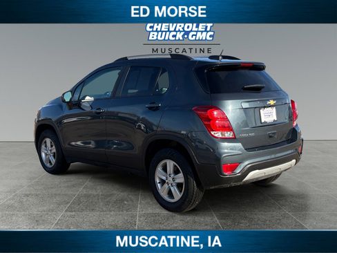 Used 2021 Chevrolet Trax LT image 3