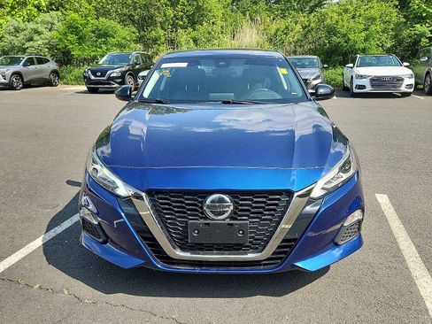 Used 2022 Nissan Altima 2.0 SR image 2
