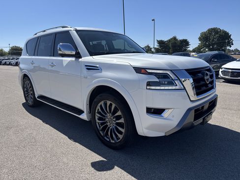 Used 2022 Nissan Armada Platinum AWD/4WD image 7