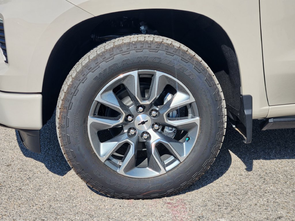 New 2026 Chevrolet Silverado 1500 RST AWD/4WD image 9