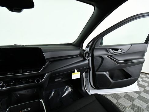 New 2026 Chevrolet Equinox LT w/ Convenience Package II image 20