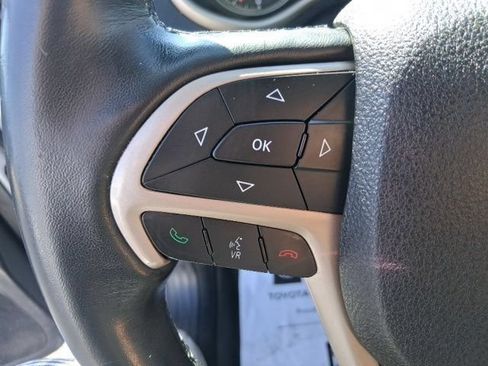 Used 2016 Jeep Cherokee Limited AWD/4WD image 15