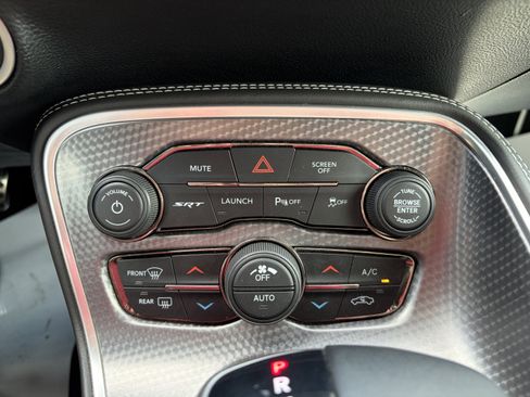 Used 2018 Dodge Challenger SRT Hellcat image 37