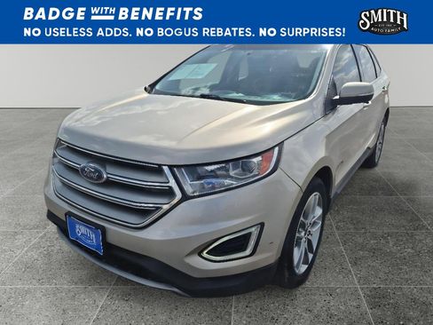 Used 2018 Ford Edge Titanium w/ Technology Package FWD image 8