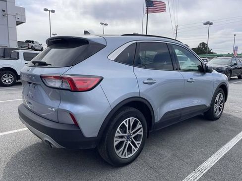Used 2022 Ford Escape SEL w/ Technology Package AWD/4WD image 3