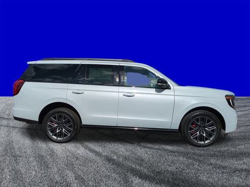 New 2025 Ford Expedition Platinum w/ Stealth Performance Package image 3