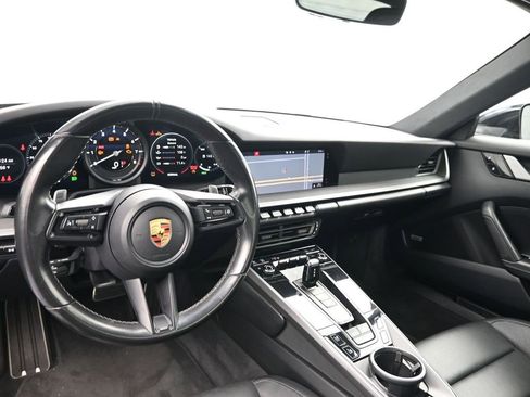Used 2021 Porsche 911 Carrera image 4