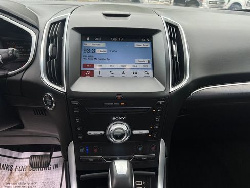 Used 2018 Ford Edge Titanium w/ Equipment Group 301A AWD/4WD image 13