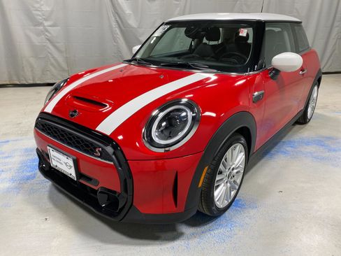 Certified 2023 MINI Cooper S image 1