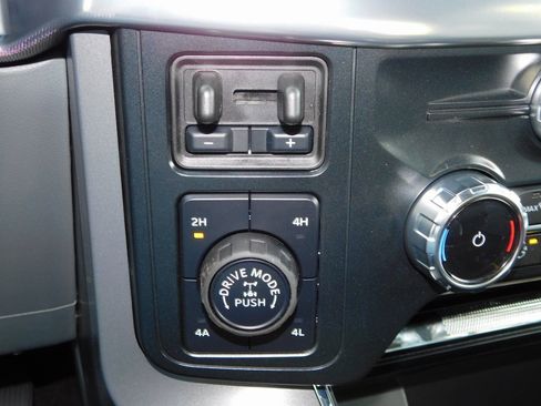 New 2025 Ford F150 Lariat w/ Equipment Group 501A Mid image 36