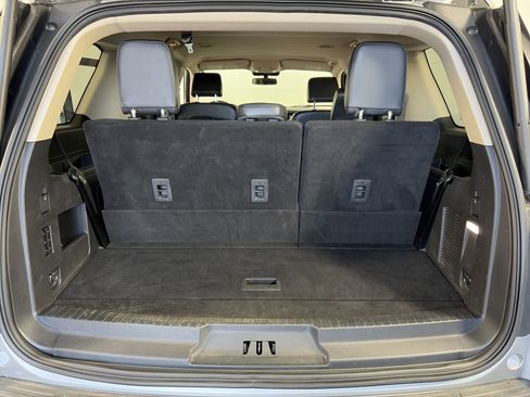 Used 2024 Ford Expedition XLT AWD/4WD image 15