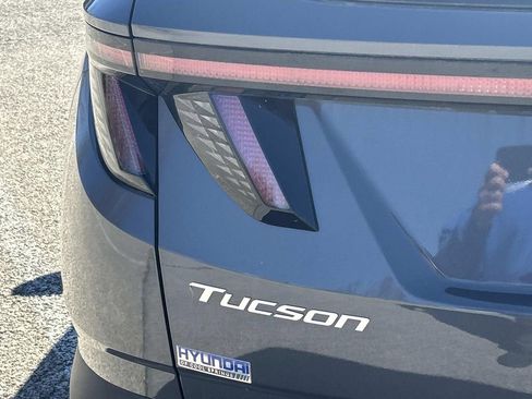 Used 2025 Hyundai Tucson Limited image 13