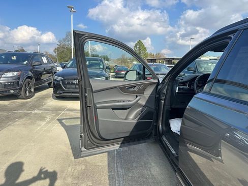 Used 2022 Audi Q7 3.0T Prestige image 6