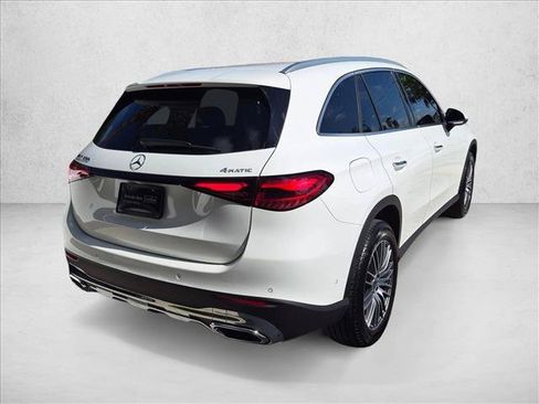 Certified 2026 Mercedes-Benz GLC 300 4MATIC image 5