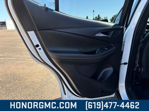 Used 2025 Buick Encore GX Preferred image 16