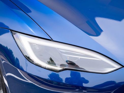 Used 2023 Tesla Model S Standard Range AWD/4WD image 8
