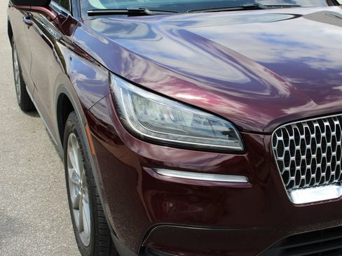 Used 2020 Lincoln Corsair AWD w/ Premium Package image 4