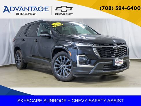 Used 2023 Chevrolet Traverse RS w/ LPO, Floor Liner Package AWD/4WD image 1