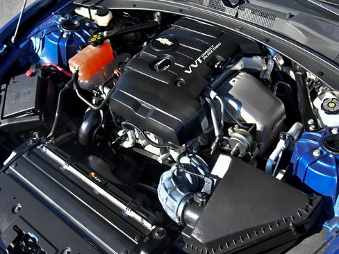 Used 2023 Chevrolet Camaro LT w/ RS Package image 38