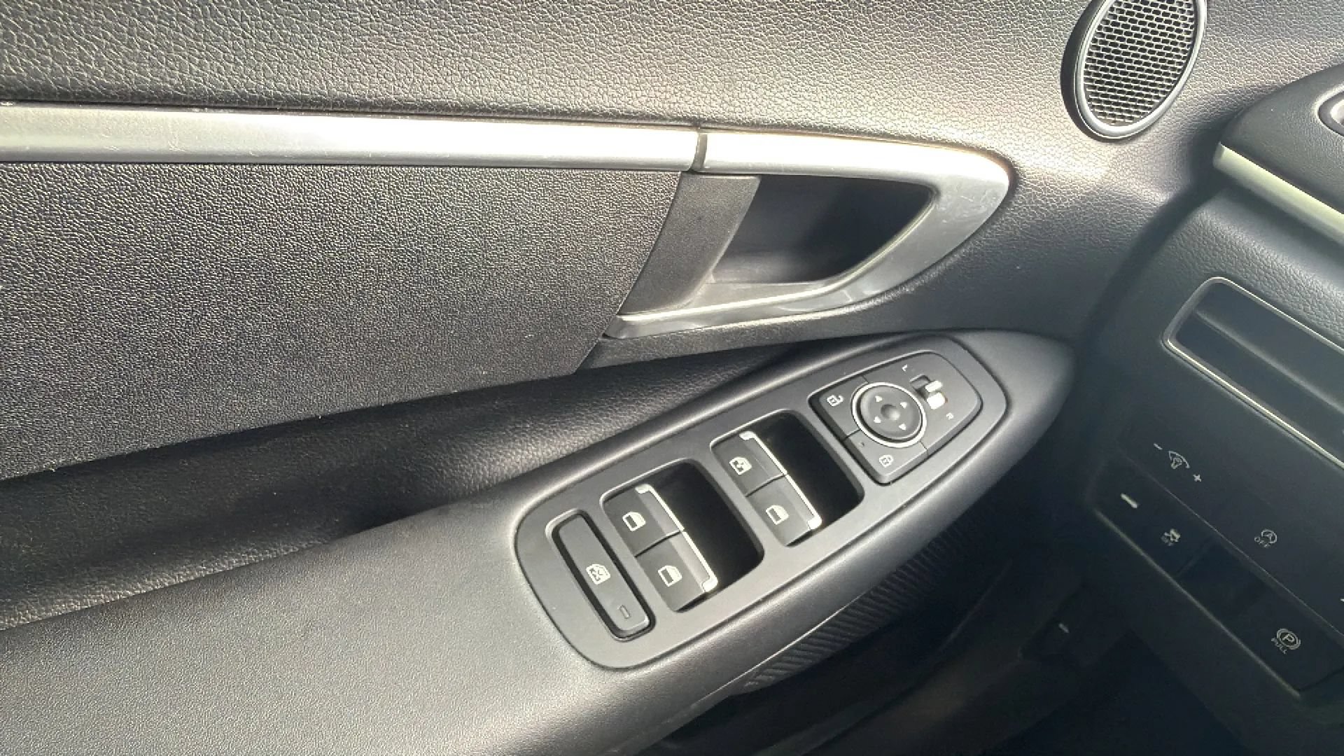Used 2021 Hyundai Sonata SE w/ Cargo Package FWD image 19