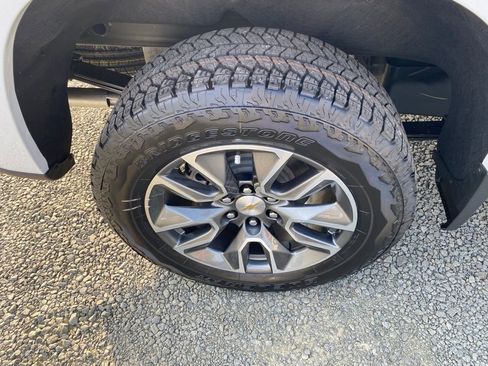 New 2025 Chevrolet Silverado 1500 LT image 24