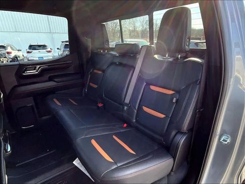 Used 2023 GMC Sierra 1500 AT4 w/ AT4 Preferred Package image 13