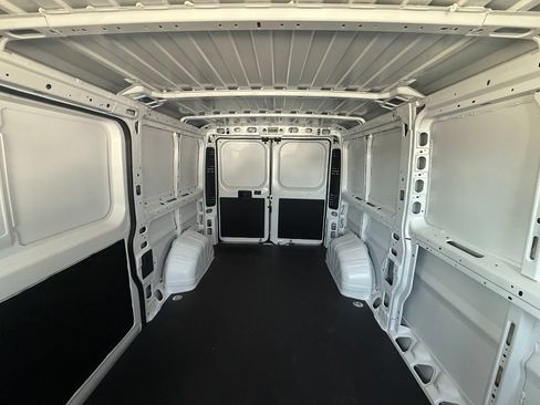 Used 2026 RAM ProMaster 2500 FWD image 27