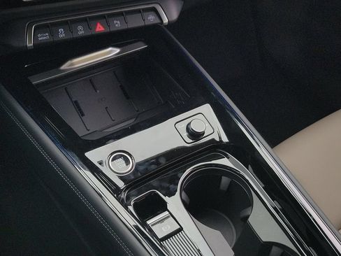 New 2026 Audi Q3 quattro 2.0T AWD/4WD image 14