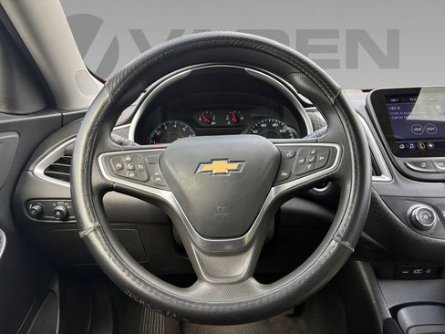 Used 2023 Chevrolet Malibu LS w/ Driver Confidence Package image 8