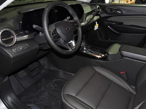 New 2026 Chevrolet Trax ACTIV w/ Driver Confidence Package FWD image 24