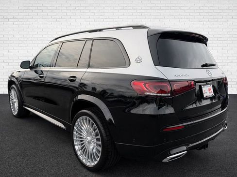 Used 2023 Mercedes-Benz Maybach GLS 600 4MATIC image 7