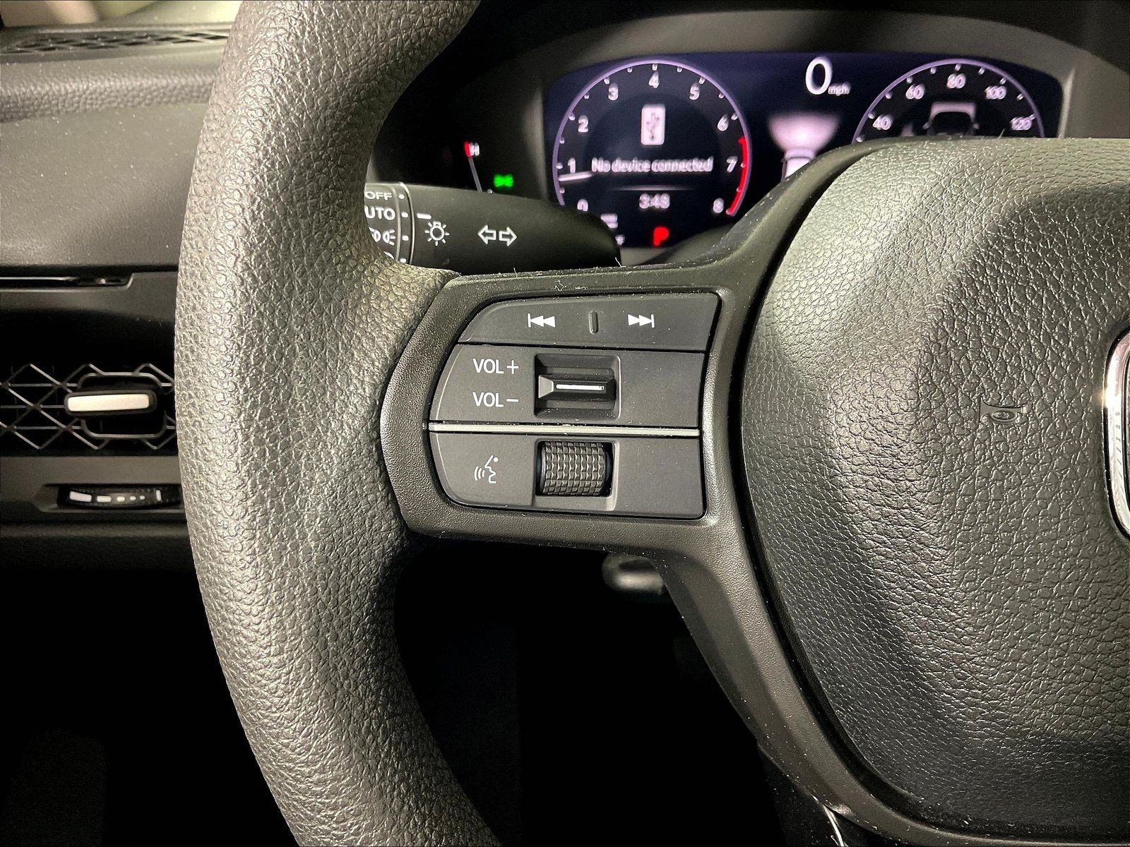 Used 2023 Honda Accord EX image 11