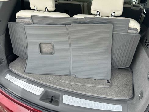 Used 2021 Cadillac XT6 Premium Luxury w/ LPO, Floor Liner Package FWD image 35