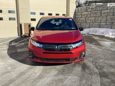 Used 2025 Honda Odyssey Sport-L image 2