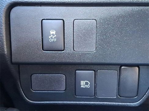 Certified 2020 Toyota Tacoma SR image 24