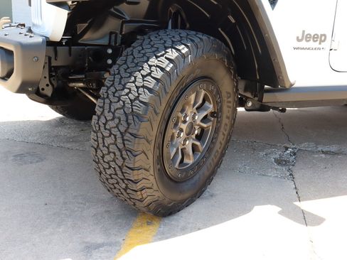 Used 2023 Jeep Wrangler Unlimited Rubicon 392 w/ Trailer Tow Package image 19