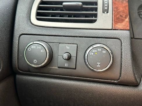 Used 2007 Chevrolet Avalanche LTZ w/ LTZ Preferred Equipment Group image 20