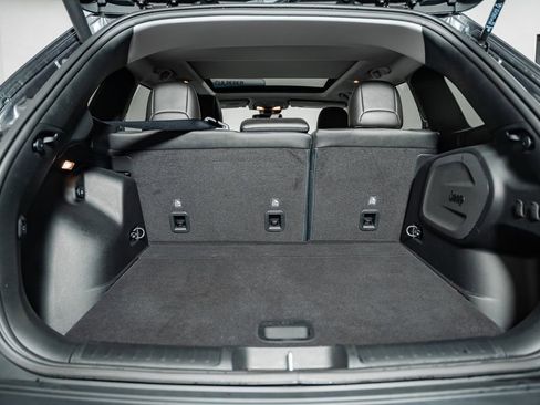 Used 2021 Jeep Cherokee Latitude Lux w/ Sun & Sound Group image 11