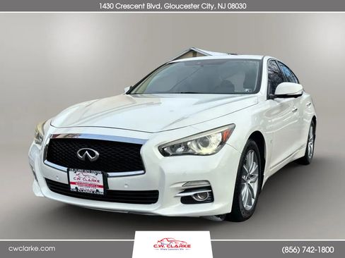 Used 2015 INFINITI Q50 Premium w/ Deluxe Touring Package image 1