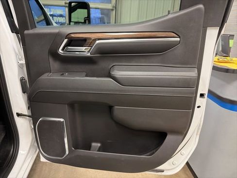 Used 2024 Chevrolet Silverado 1500 RST image 26