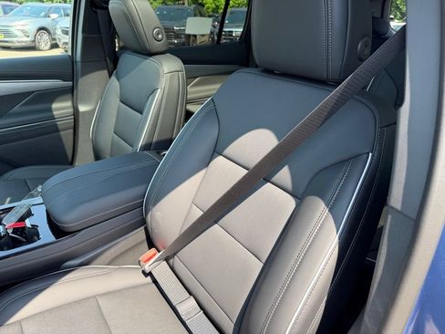 New 2026 Buick Enclave Preferred w/ Power Package AWD/4WD image 18