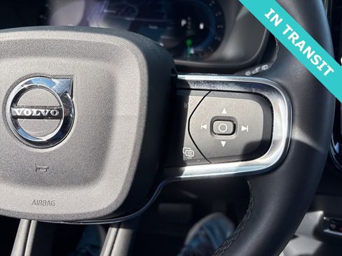 Certified 2025 Volvo XC40 B5 Plus image 23