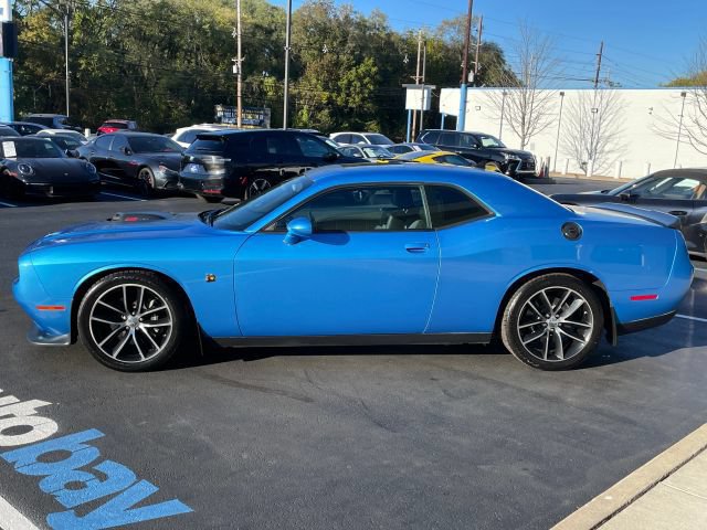 Used 2016 Dodge Challenger R/T Scat Pack RWD image 14