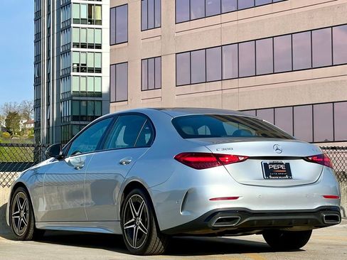 Used 2023 Mercedes-Benz C 300 4MATIC Sedan image 5
