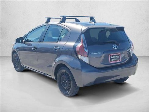 Used 2015 Toyota Prius C Two w/ Preferred Accessory Package FWD image 8