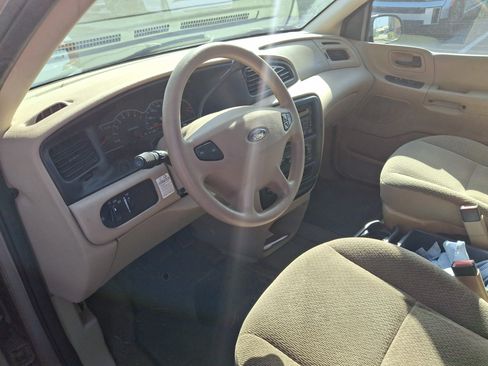 Used 2003 Ford Windstar LX FWD image 3