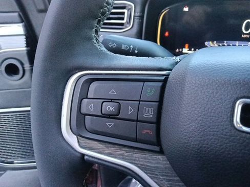 Used 2022 Jeep Wagoneer Series III w/ Premium Group I image 18