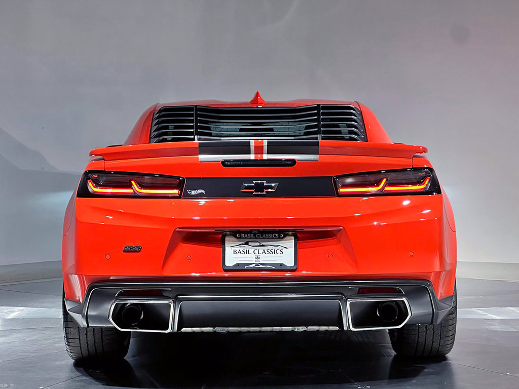 Used 2018 Chevrolet Camaro SS w/ Hot Wheels Edition RWD image 38