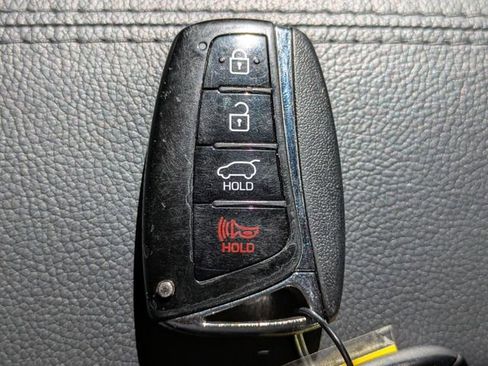 Used 2017 Hyundai Santa Fe Sport image 39