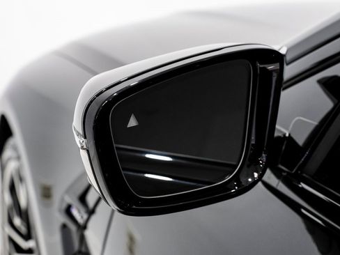 Used 2024 BMW M4 Coupe w/ Executive Package image 33